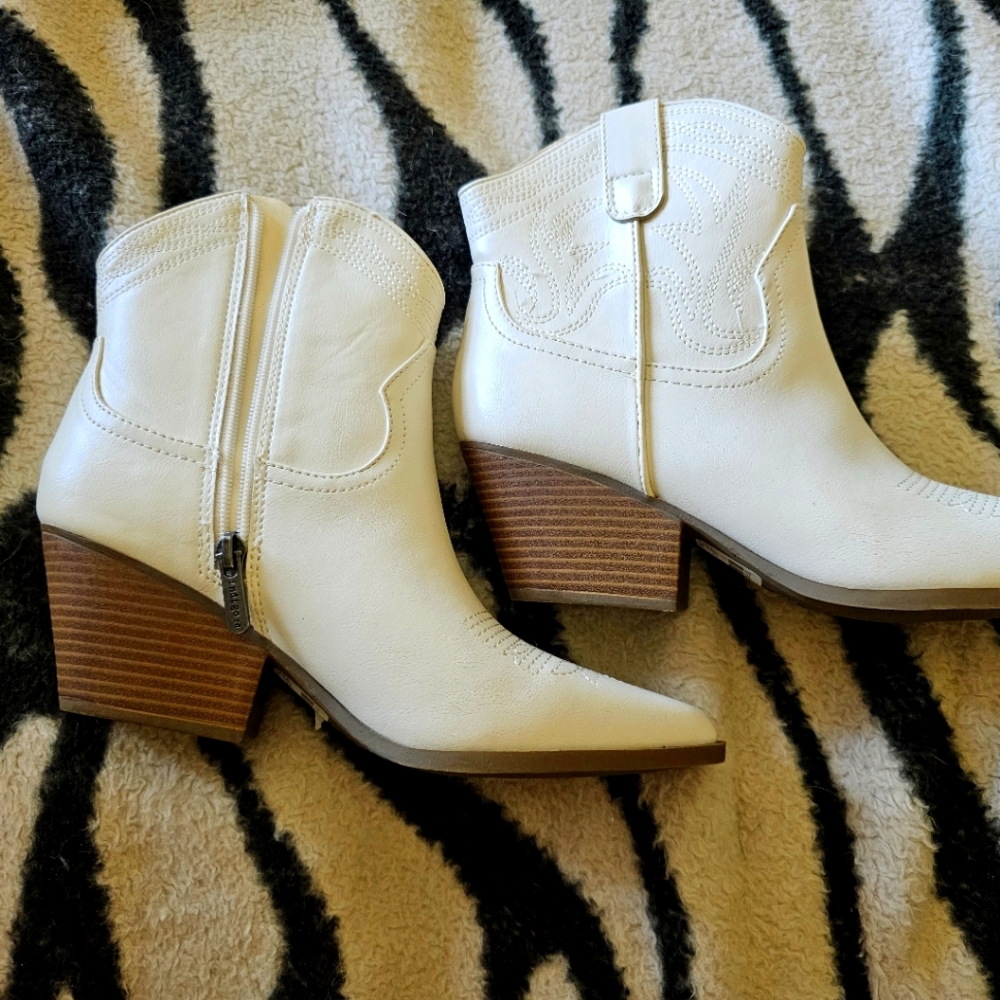 Western Booties sz 8.5